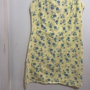 Cantoo 💯 percent cotton Floral Yellow Dress size medium